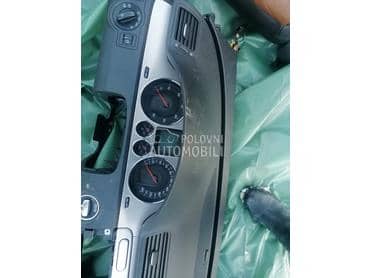 sat za Volkswagen Passat B6 od 2004. do 2009. god.