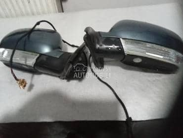 Retrovizori levi i dedni za Volkswagen Touareg od 2005. do 2007. god.