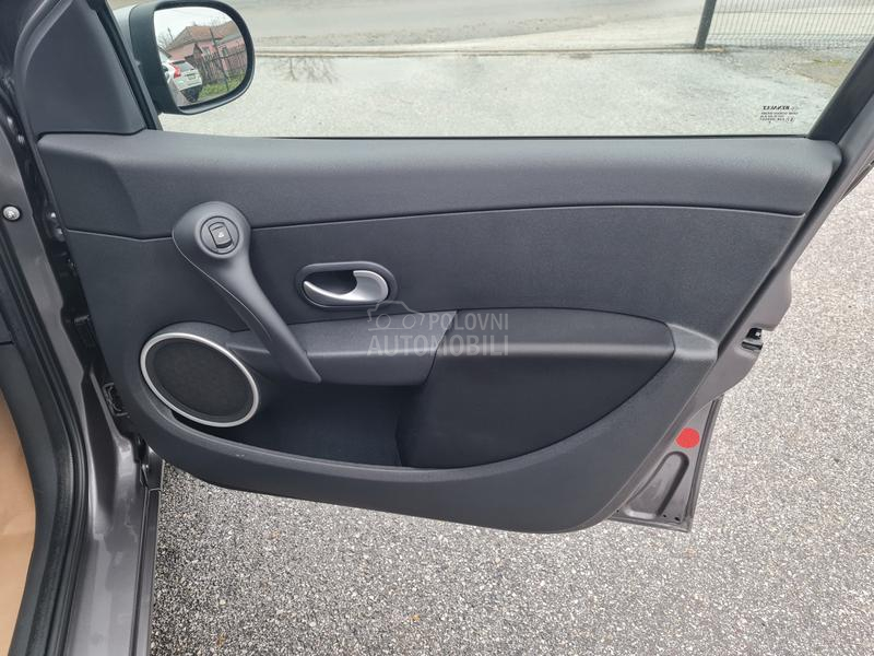 Renault Clio 1.2 N E M A C K A