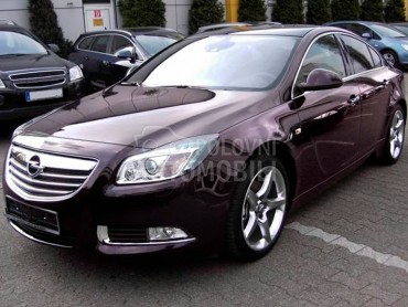 Opel Insignia A. -  kompletan auto u delovima