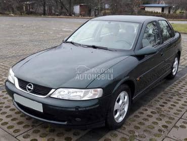 Opel Vectra B 2.0 -  kompletan auto u delovima