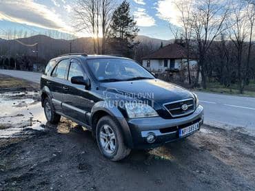 Kia Sorento 2005. god. -  kompletan auto u delovima