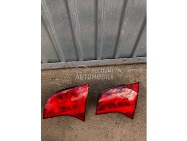 Desna stop lampa na gepeku za Audi A4 od 2005. do 2008. god.