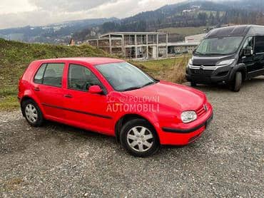 Volkswagen Golf 4 -  kompletan auto u delovima