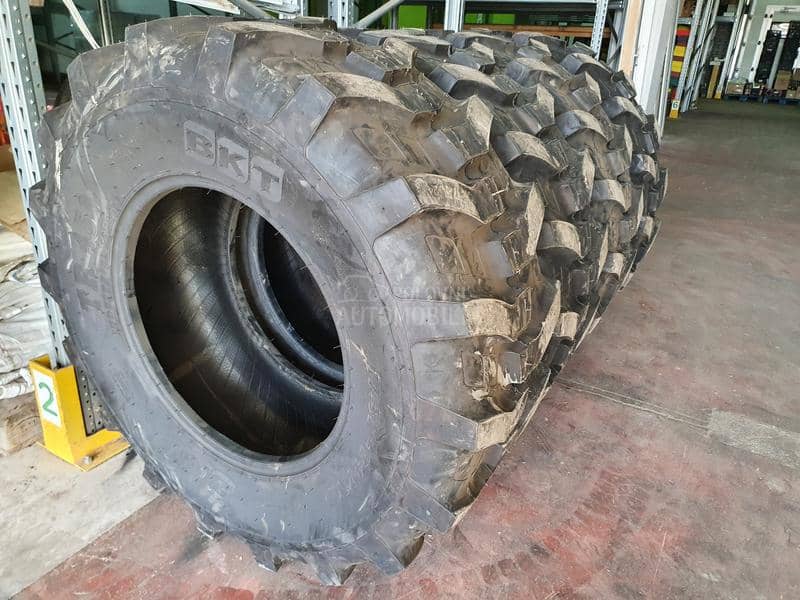 BKT 17.5/9 R24