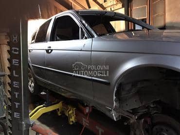 kompletan auto u delovima za BMW 318