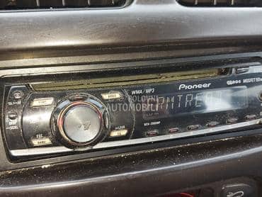 Radio / CD / DVD plejeri za Peugeot 206