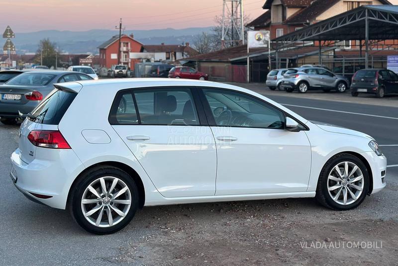 Volkswagen Golf 7 1.6TDI HIGHLINE