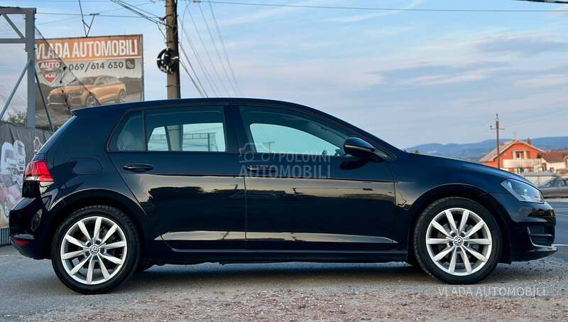 Volkswagen Golf 7 1.6TDI HIGHLINE DSG