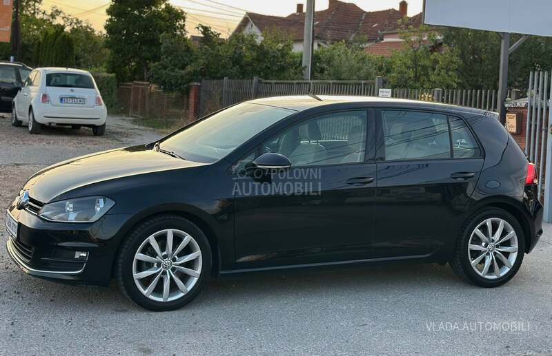 Volkswagen Golf 7 1.6TDI HIGHLINE DSG