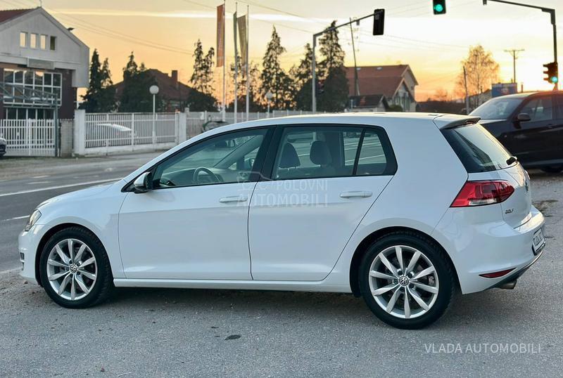 Volkswagen Golf 7 1.6TDI HIGHLINE