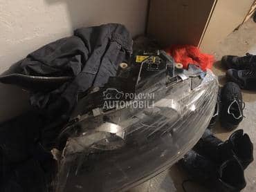 ksenon far za Audi A3