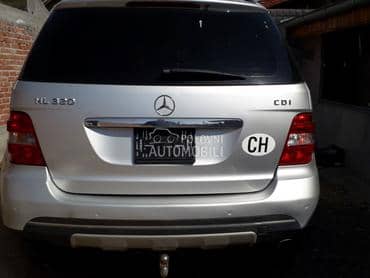 Branik zadnji za Mercedes Benz ML Klasa od 2005. do 2009. god.