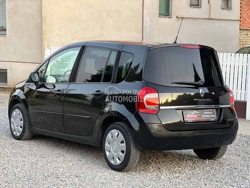 Delovi za Renault Scenic 2003 - 2009. god.