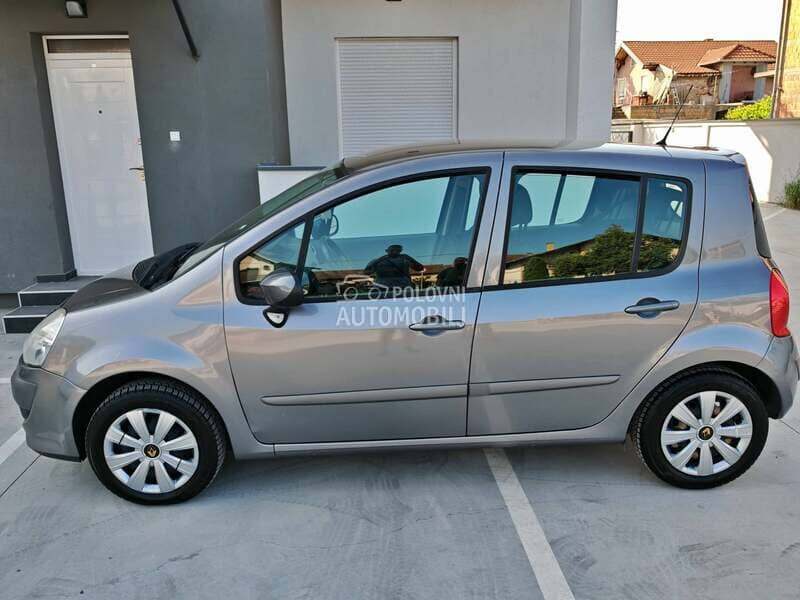 Delovi za Renault Scenic 2003 - 2009. god.