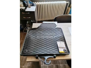 Original tipske patosnice za Audi A3