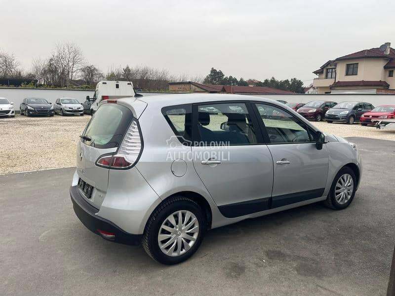 Delovi za Renault Scenic 2003 - 2009. god.