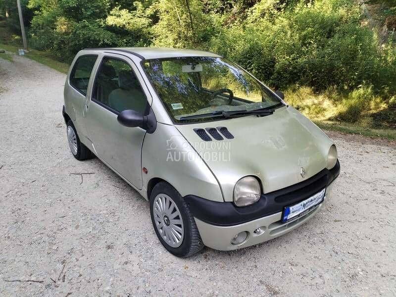 Delovi za Renault Twingo 2001 - 2005. god.