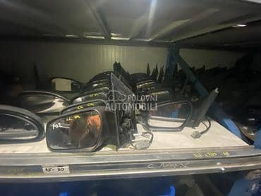 retrovizor za Ford Focus od 2004. do 2008. god.