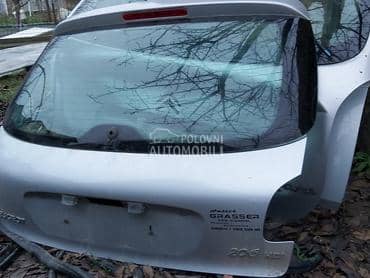 Hauba zadnja za Peugeot 206