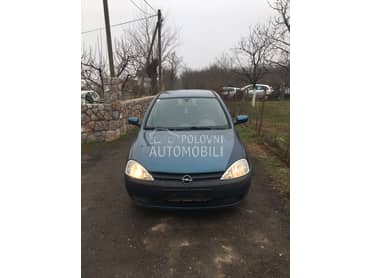 Opel Corsa C 1.0b 2002. god. -  kompletan auto u delovima