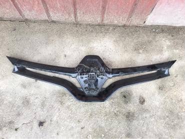 prednja maska za Renault Fluence