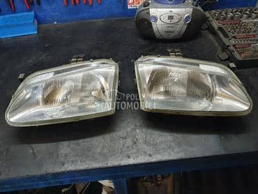 farovi za Renault Megane od 1997. do 2000. god.