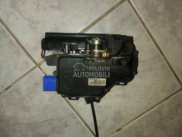 Unutrašnja brava sa elektronik za Škoda Fabia