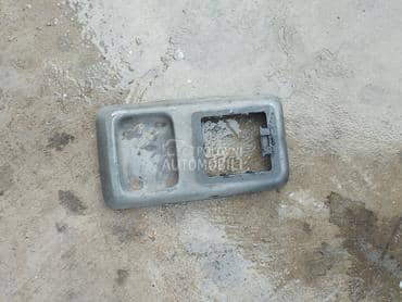 Centralna - središnja konzola za Peugeot 106