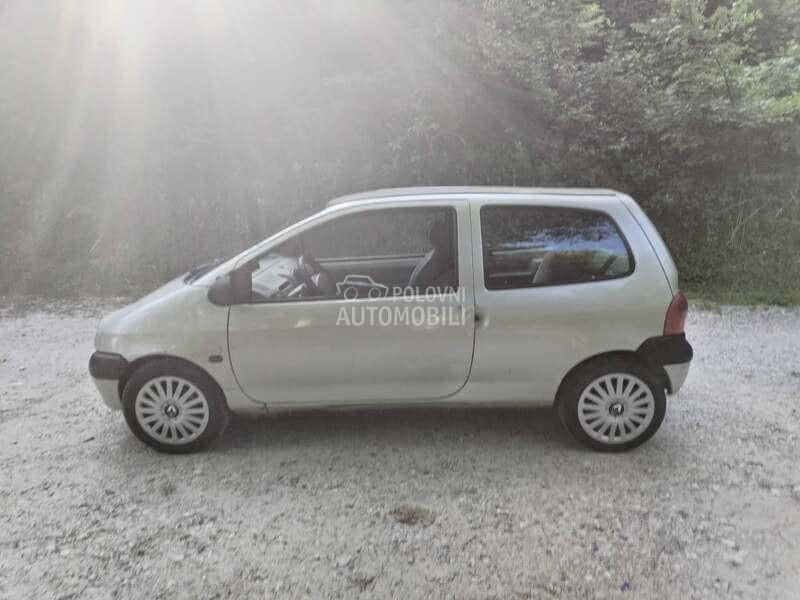 Delovi za Renault Twingo 2001 - 2005. god.