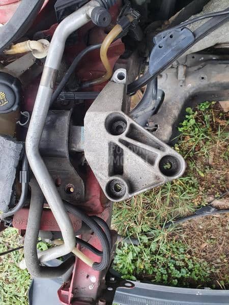 nosac motora