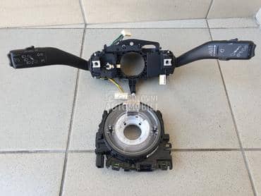 ABLENDER SA SPULNOM za Volkswagen Golf 6 od 2008. do 2013. god.