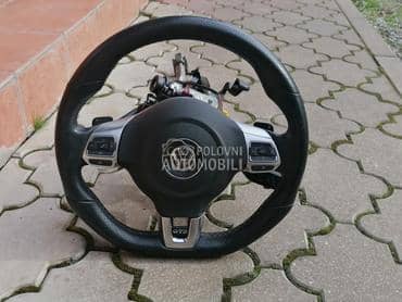 Volan sa F1 komandama za Volkswagen Golf 6