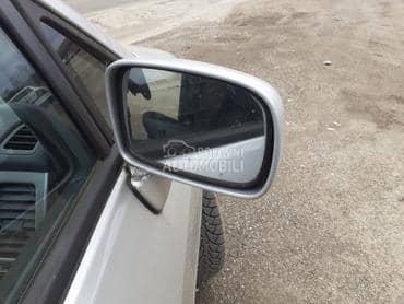 desni retrovizor za Suzuki Liana