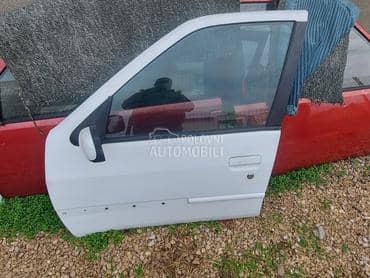 Vrata prednja leva za Peugeot 306