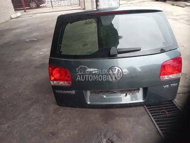hauba zadnja za Volkswagen Touareg od 2005. do 2009. god.