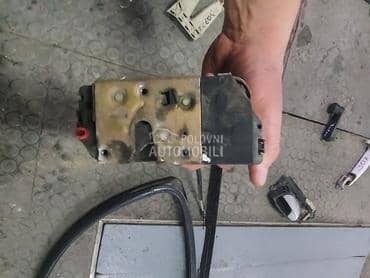 Brava zadnja leva za Peugeot 307