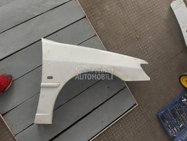 Blatobran krilo desno za Peugeot 306