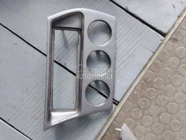 maska prekidaca za Peugeot 306