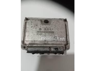 kompjuter motora  1,4 mpi za Volkswagen Polo za 2000. god.