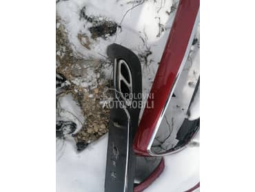 Branik za Mercedes Benz E Klasa od 2013. do 2020. god.