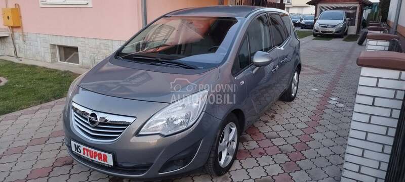 Opel Meriva 1.4 benc COSMO