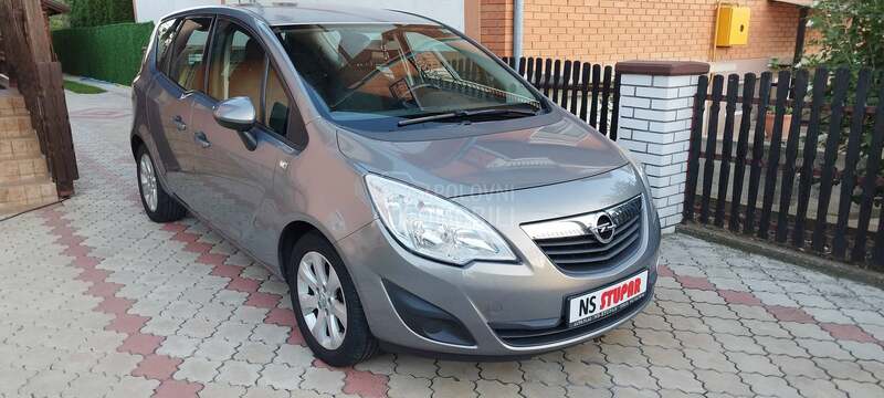 Opel Meriva 1.4 benc