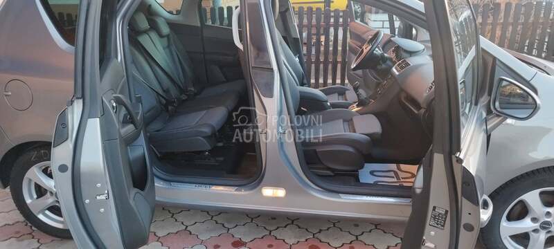 Opel Meriva 1.4 benc COSMO