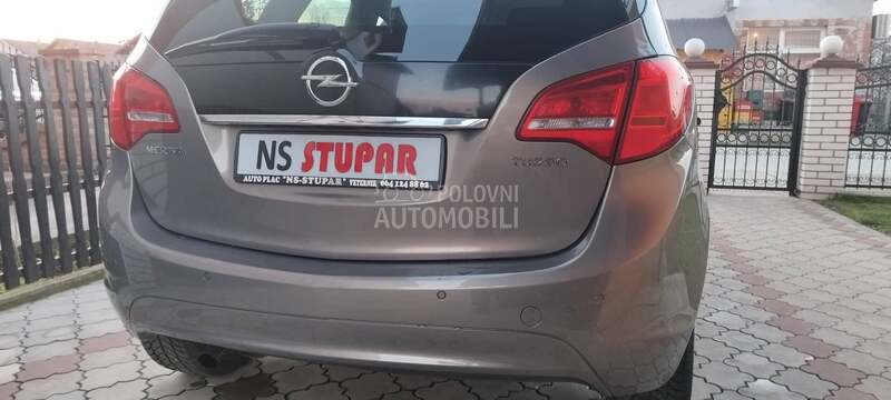 Opel Meriva 1.4 benc COSMO
