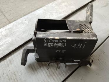 kuciste akumulatora za Peugeot 206
