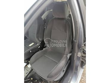 Sedista za Peugeot 207