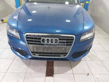 Audi A4 A4 b8 2011. god. -  kompletan auto u delovima