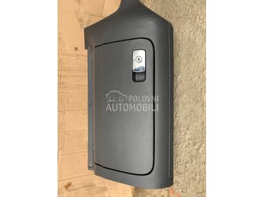 ladica,kaseta za Volkswagen Golf 5 od 2003. do 2009. god.