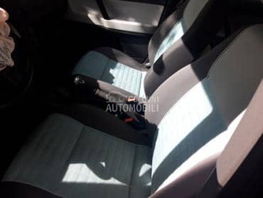 Komplet sedišta za Volkswagen Polo od 2002. do 2010. god.